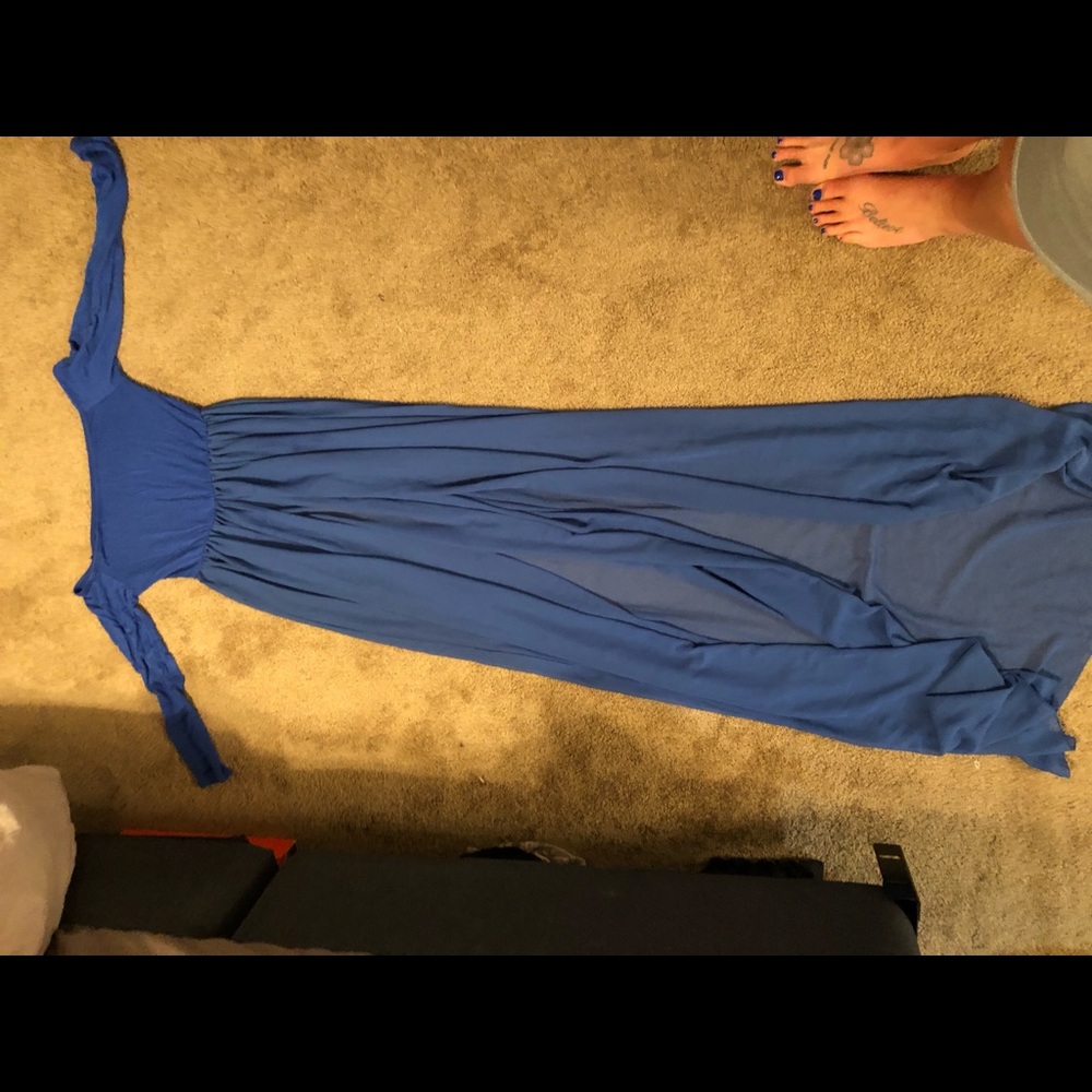 Maternity pictures dress
